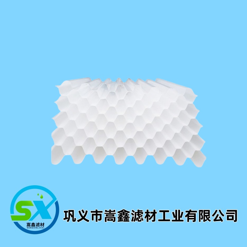 ����б��